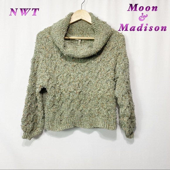 moon & madison Sweaters - NWT-Moon & Madison-Green Speckled Cowl Neck crop sweater M